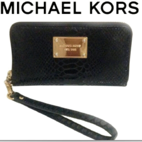 Michael Kors Black Wallet - Picture 2 of 3